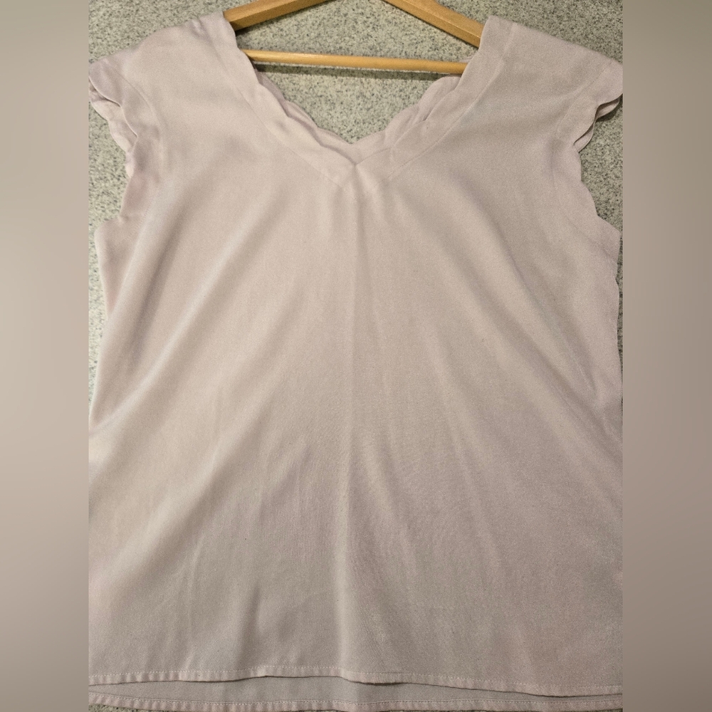 Express Light Pink Scalloped Top - Picture 10 of 10